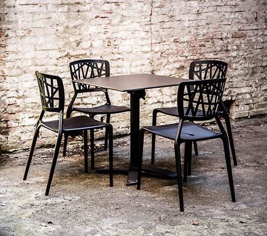 Kunststoff Stuhl Webb schwarz